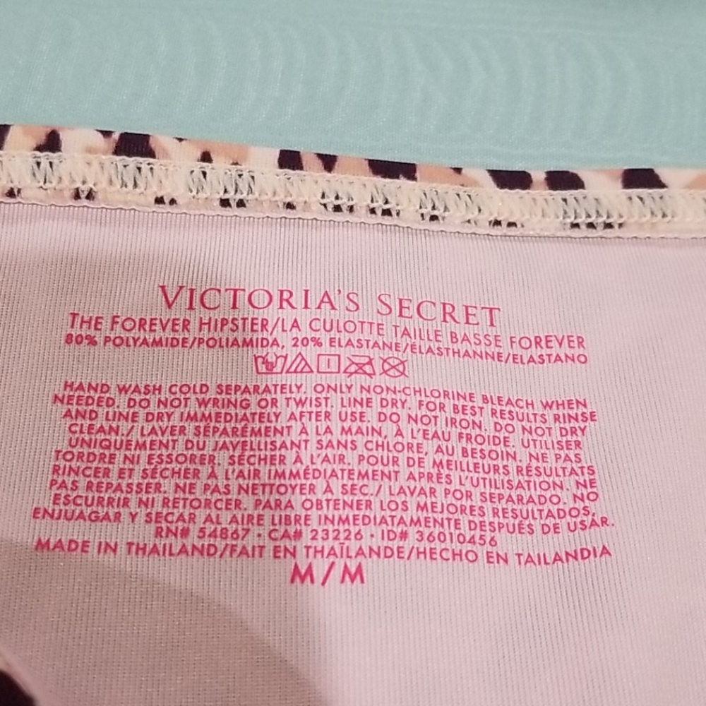 NWOT- Victoria's secret bikini - Picture 3 of 8
